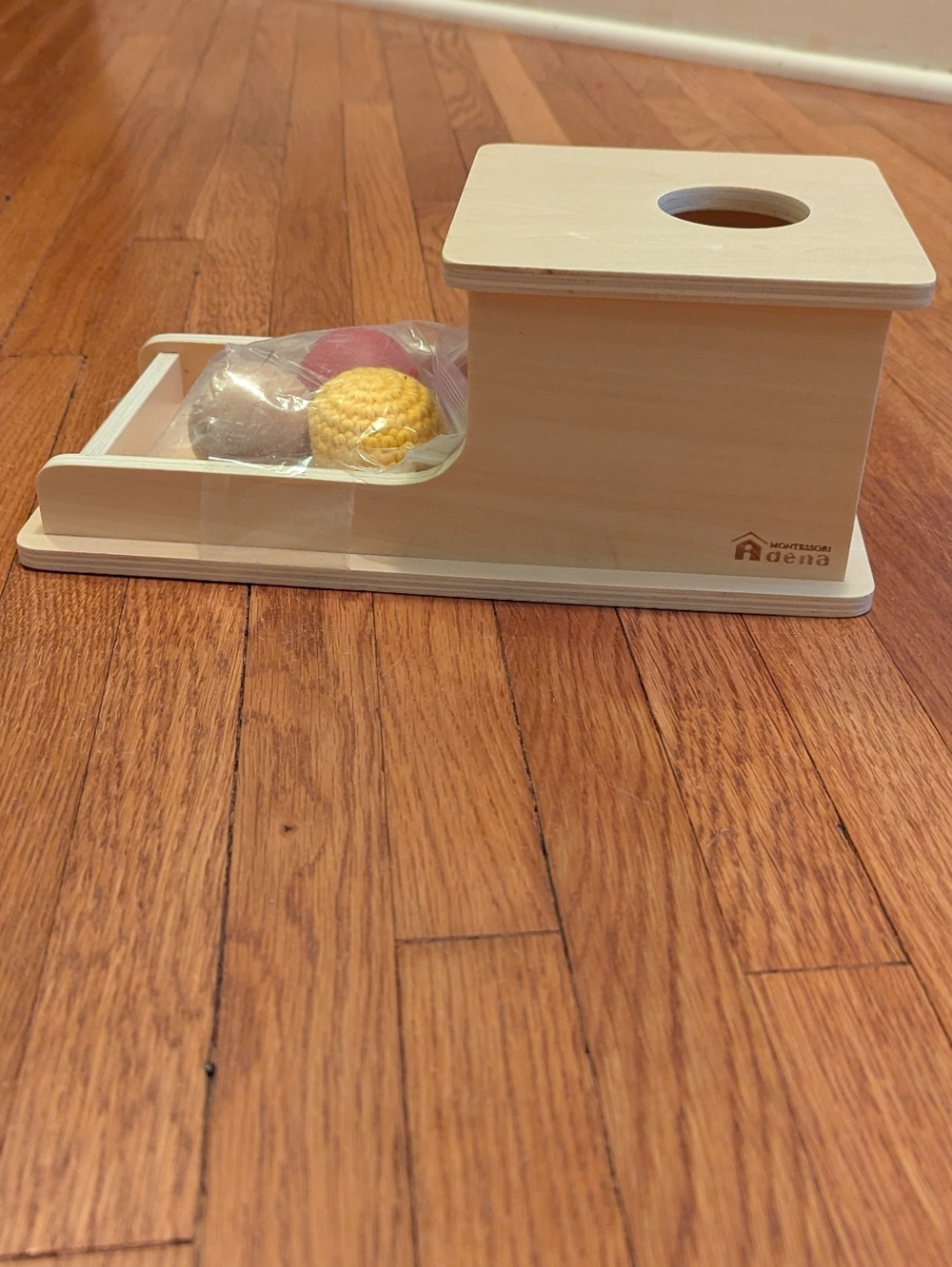 Montessori Wooden Object Permanence Box with 3 Balls - Picture 6 of 7